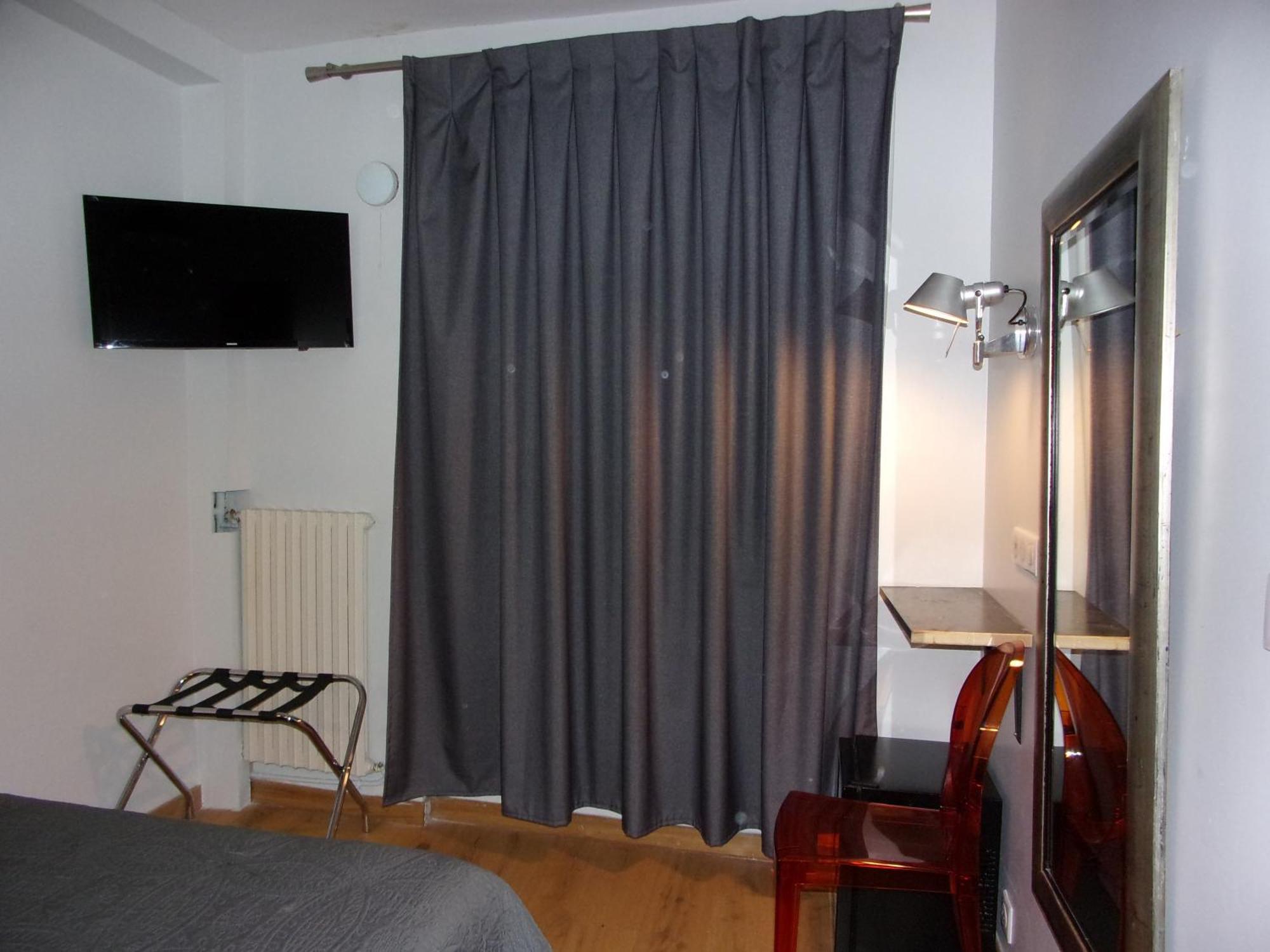 Hotel De Lorraine Париж Екстер'єр фото